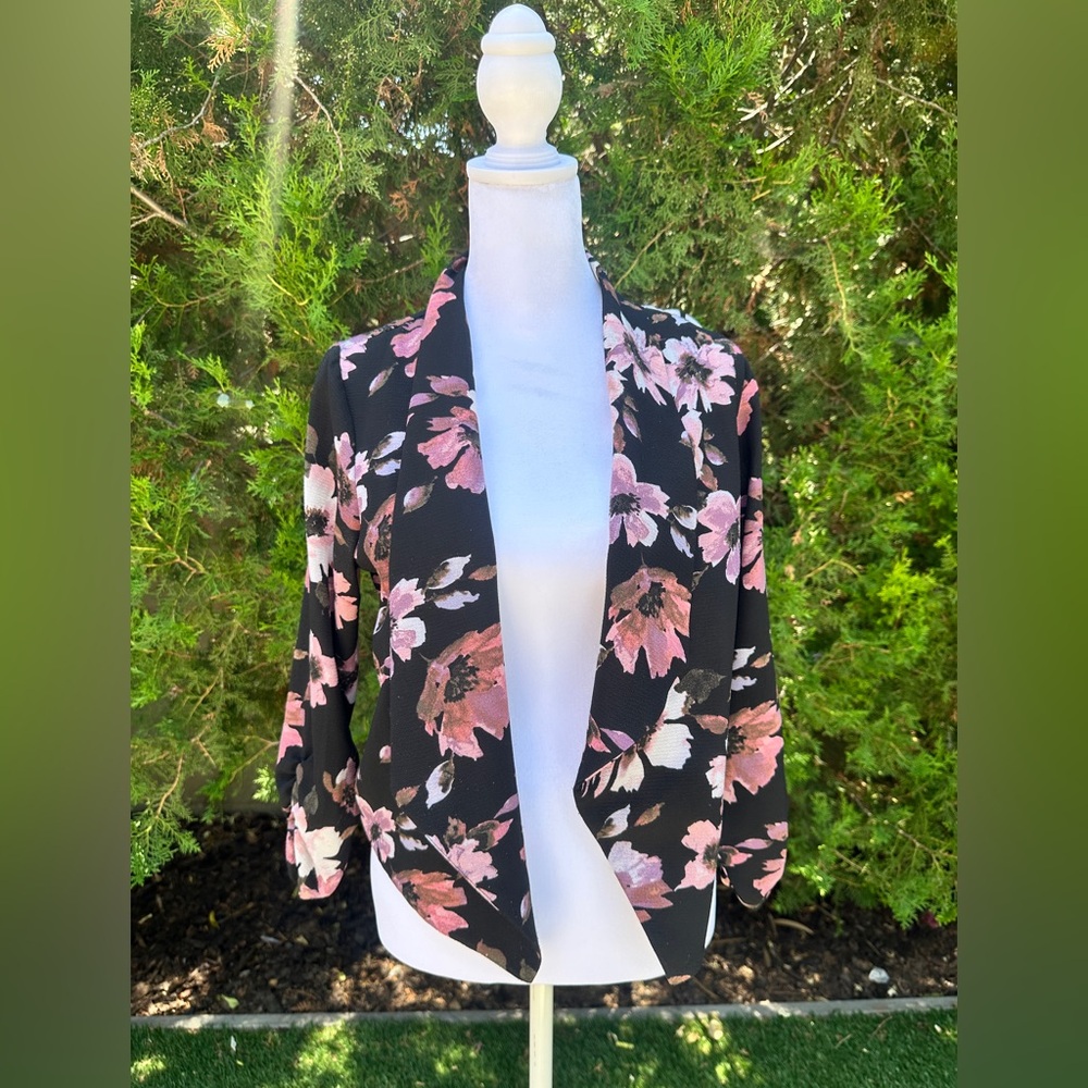 Iris Black and Pink Floral Suit Jacket/ Blazer Business Casual size M